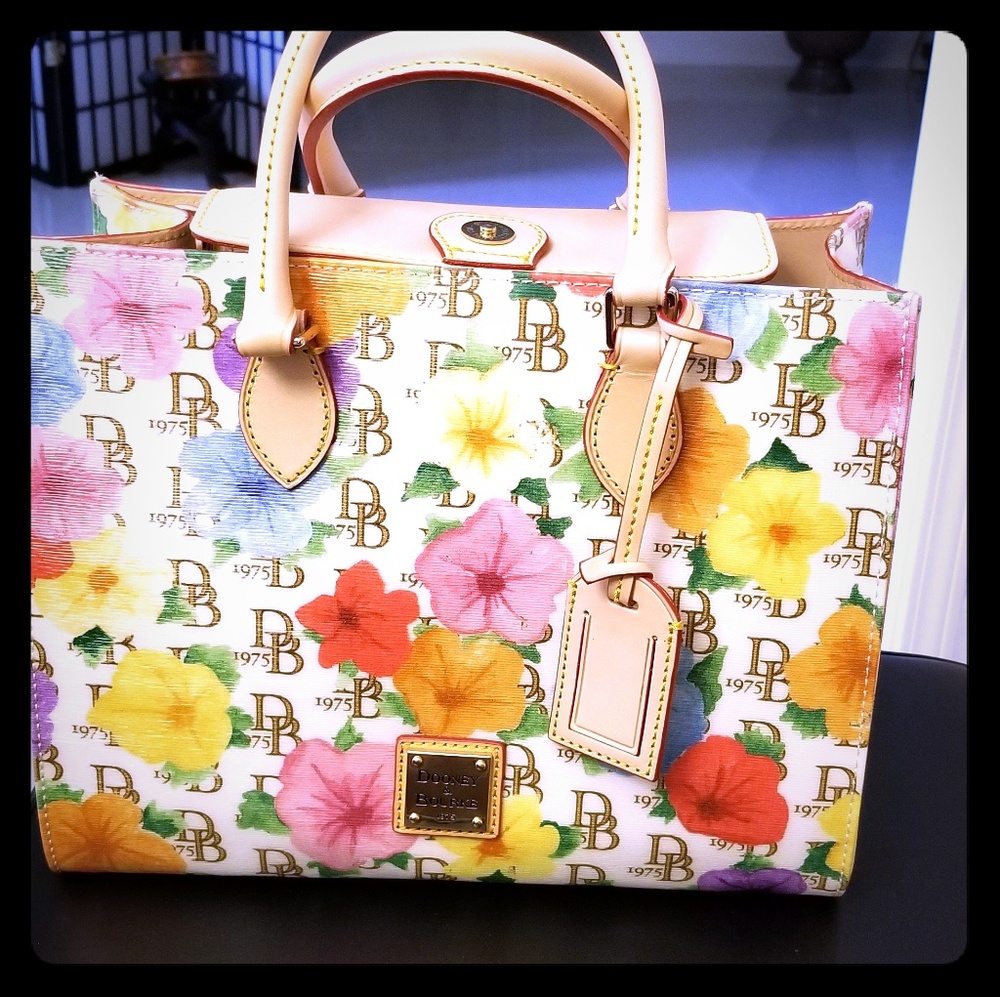 Dooney and Bourke Handbag